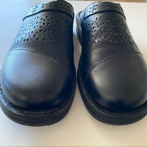 CLARKS Black Slip-ons Mules Size 8M - Picture 9 of 12
